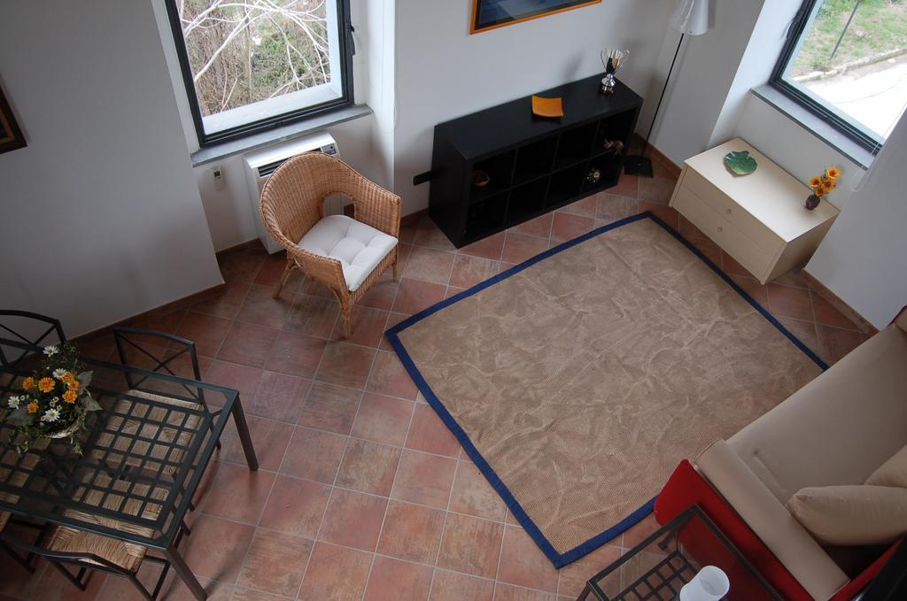 Flegrea House Aparthotel ปอซซุออลี ภายนอก รูปภาพ