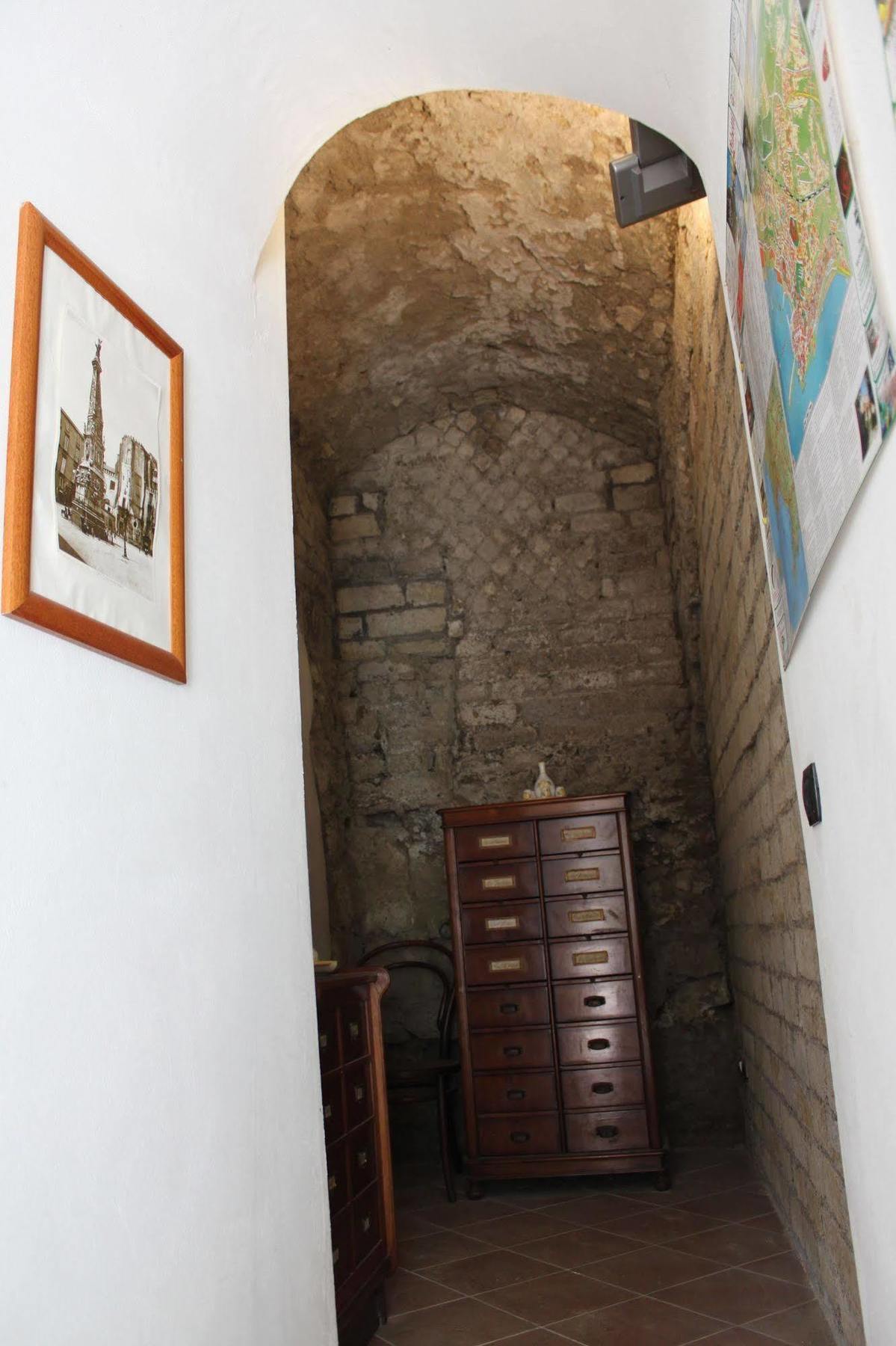 Flegrea House Aparthotel ปอซซุออลี ภายนอก รูปภาพ